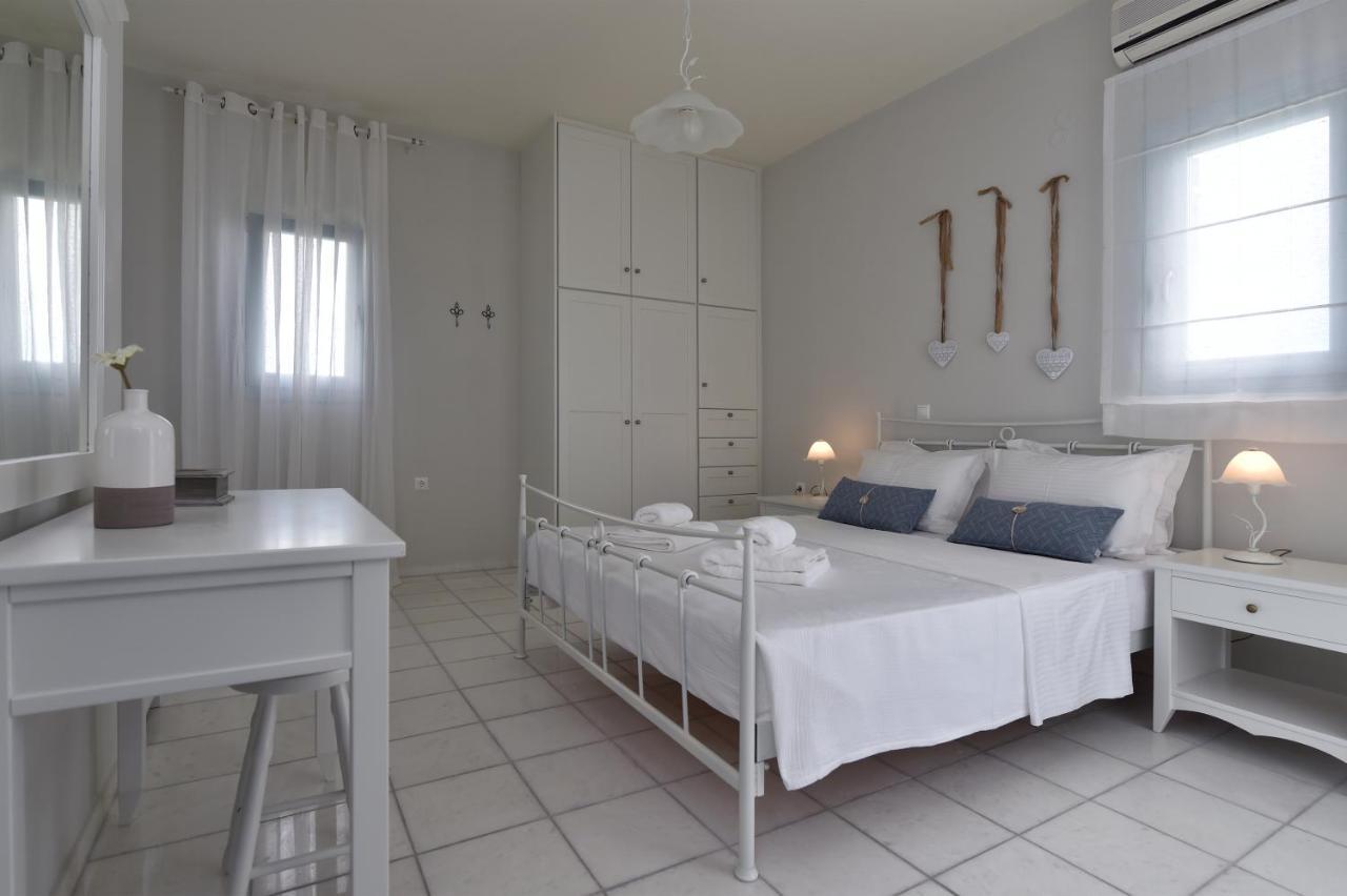 Tonia Apartments Paros Хриси-Акти Экстерьер фото